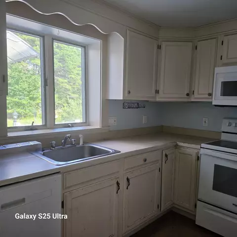 Kitchen - 40 Old Granite Rd, Ossipee, NH 03864 photo 1 of 1