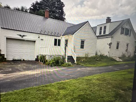 Exterior - 40 Old Granite Rd, Ossipee, NH 03864 photo 3 of 4