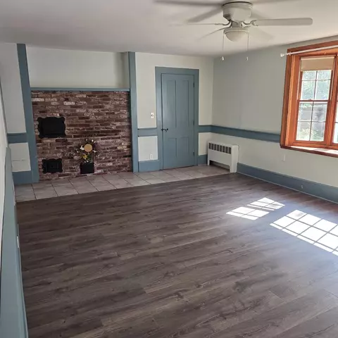 Living - 40 Old Granite Rd, Ossipee, NH 03864 photo 1 of 3