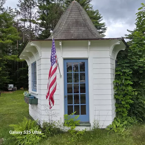 Exterior - 40 Old Granite Rd, Ossipee, NH 03864 photo 2 of 4
