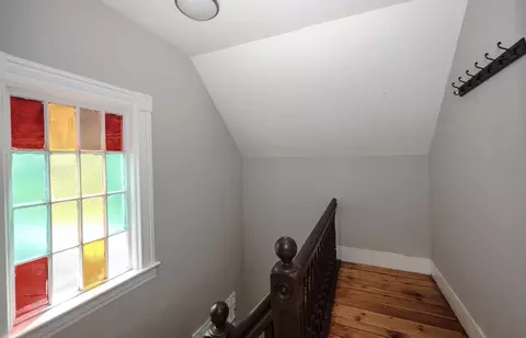 Entry Way - 449 W River Rd, Hooksett, NH 03106 photo 4 of 4