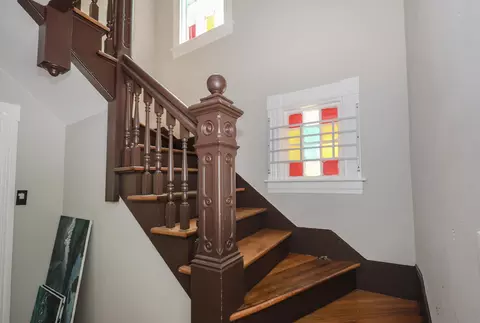 Entry Way - 449 W River Rd, Hooksett, NH 03106 photo 3 of 4