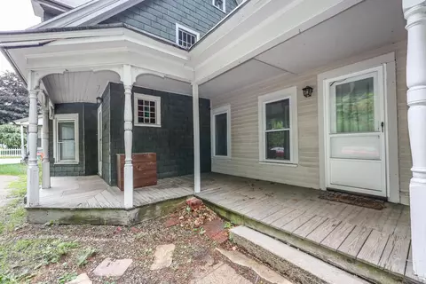 Exterior - 449 W River Rd, Hooksett, NH 03106 photo 3 of 6