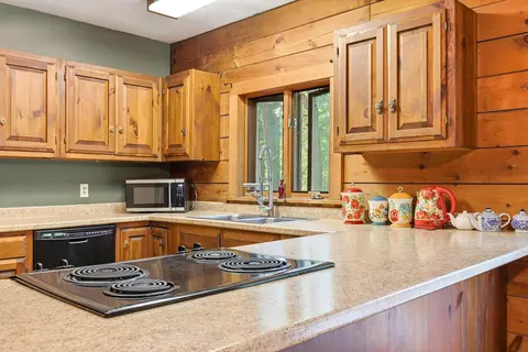 Kitchen - 304 Bean Rd, Warner, NH 03278 photo 2 of 4