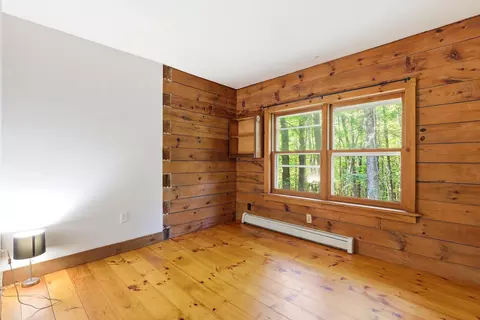 Bedroom - 304 Bean Rd, Warner, NH 03278 photo 2 of 3