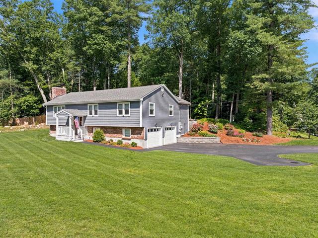 19 Michael Ave, Nashua, NH 03063