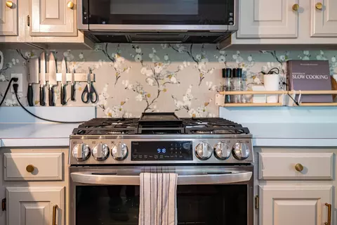 Kitchen - 429 Rolling Ridge Rd, Bartlett, NH 03812 photo 4 of 4