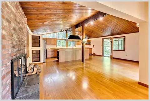 Living - 206 River Rd, Groton, NH 03266 photo 3 of 7