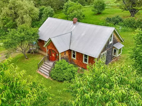 1471 Stellar Rd, Williamstown, VT 05679