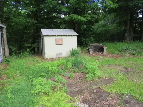 Exterior - 229 Longmoore Dr, Ryegate, VT 05042 photo 3 of 4
