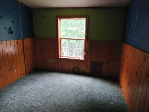 Bedroom - 229 Longmoore Dr, Ryegate, VT 05042 photo 1 of 2