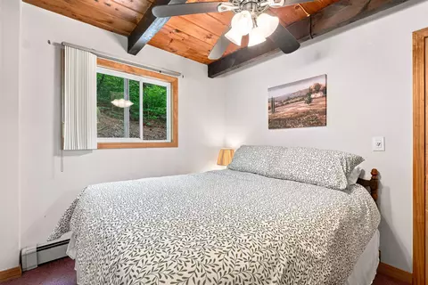 Bedroom - 43 Eidelweiss Dr, Madison, NH 03849 photo 3 of 9