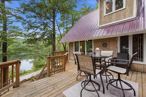 Exterior - 43 Eidelweiss Dr, Madison, NH 03849 photo 2 of 9