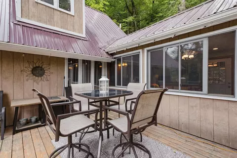 Exterior - 43 Eidelweiss Dr, Madison, NH 03849 photo 4 of 9
