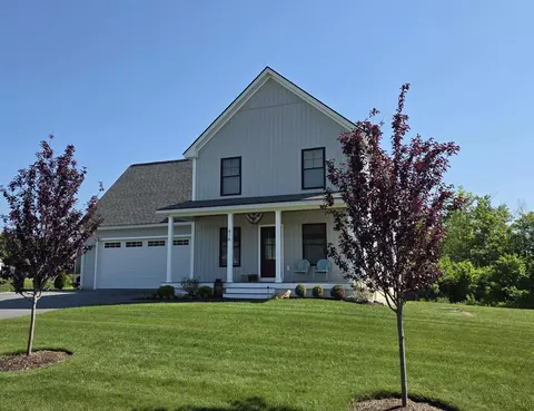 416 Blane Cir, Pembroke, NH 03275
