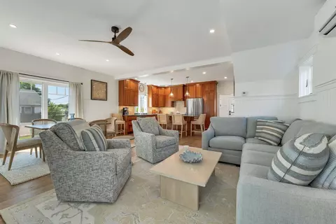 Living - 46 King St, Wolfeboro, NH 03894 photo 2 of 3