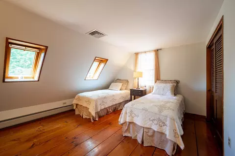 Bedroom - 7 High St, Brandon, VT 05733 photo 4 of 4