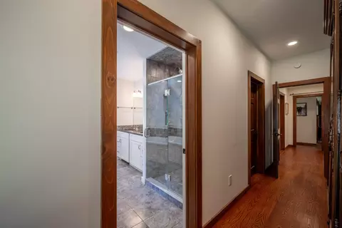Entry Way - 7 High St, Brandon, VT 05733 photo 3 of 4