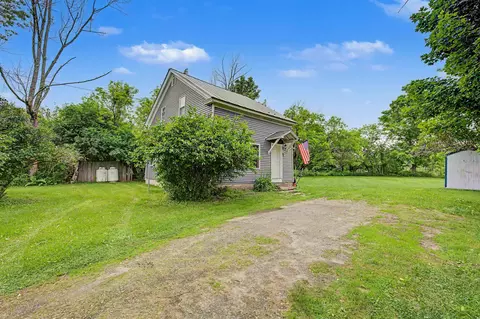 893 2nd Nh Tpke, Unity, NH 03773