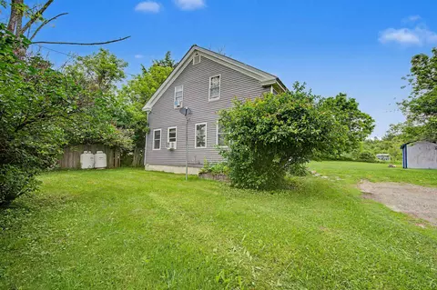 Exterior - 893 2nd Nh Tpke, Unity, NH 03773 photo 5 of 7