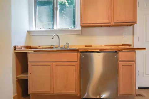 Kitchen - 48-50 Taylor Hill Rd, Proctor, VT 05765 photo 1 of 2