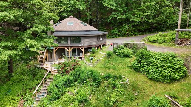 239 Harwood Pl, Townshend, VT 05353