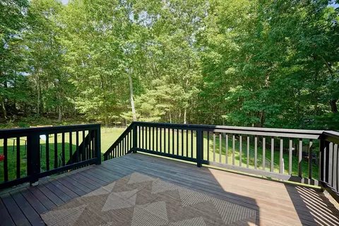 Exterior - 2 Wood Ridge Ln, Exeter, NH 03833 photo 4 of 11