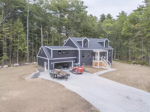 73 Spruce Rd, Middleton, NH 03887