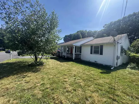 141 Hoyt St, Manchester, NH 03103