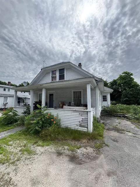 12 Millville St, Salem, NH 03079
