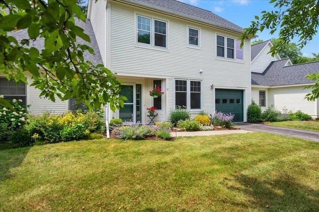 12 Eastman Farm Rd, Burlington, VT 05408