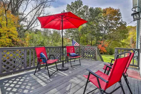 2 Fieldstone Dr, Derry, NH 03038 photo 19
