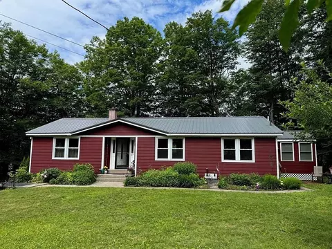 67 Mansion Hill Dr, Lincoln, NH 03251