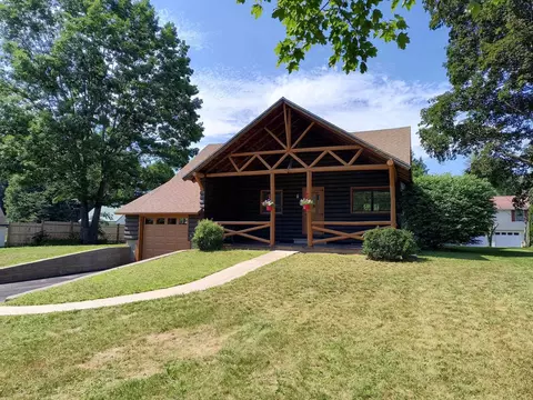 101 Arch St, Keene, NH 03431