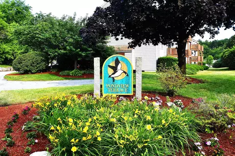 210 Circle Rd #F-3, Manchester, NH 03103