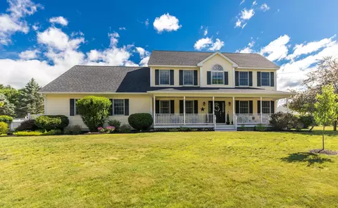 7 Lisa Ln, Rochester, NH 03868