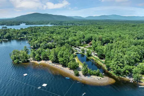 100 Olympia St, Moultonborough, NH 03254