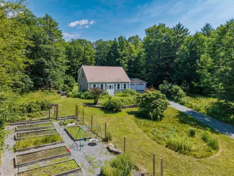 158 Deer Run Ln, Thetford, VT 05043