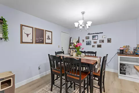 Dining - 3 Brookside Dr #10, Exeter, NH 03833 photo 1 of 3
