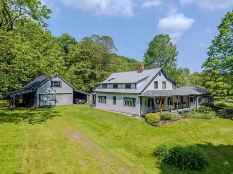 442 Josh Rd, Halifax, VT 05358