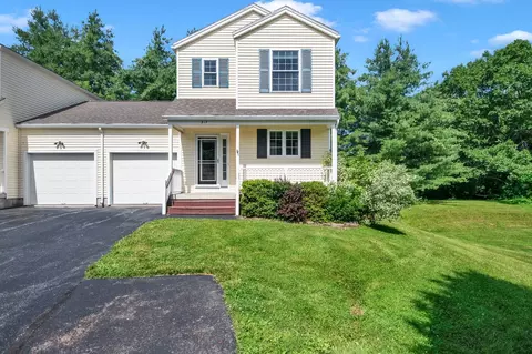 317 Abigail Dr, Colchester, VT 05446