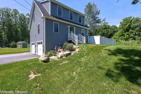 5 Laura Dr, Rochester, NH 03867
