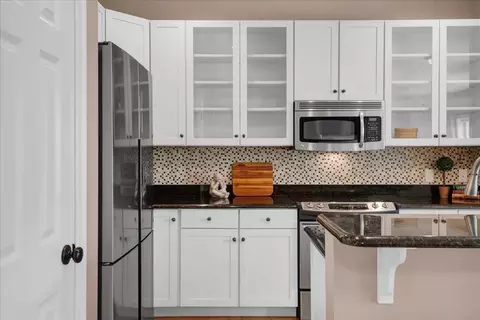 Kitchen - 90 Madison Dr, Williston, VT 05495 photo 5 of 5