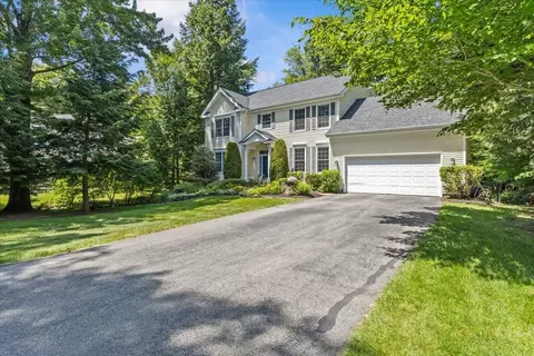 Exterior - 56 Barrett Ln, Williston, VT 05495 photo 2 of 7
