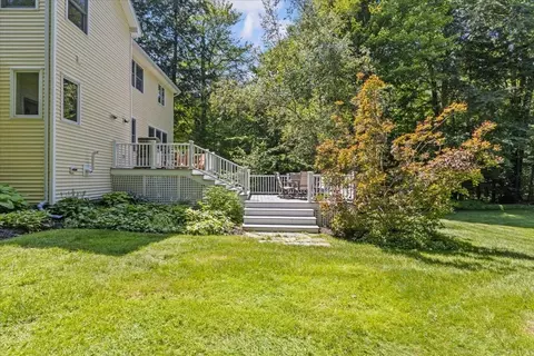 Exterior - 56 Barrett Ln, Williston, VT 05495 photo 5 of 7