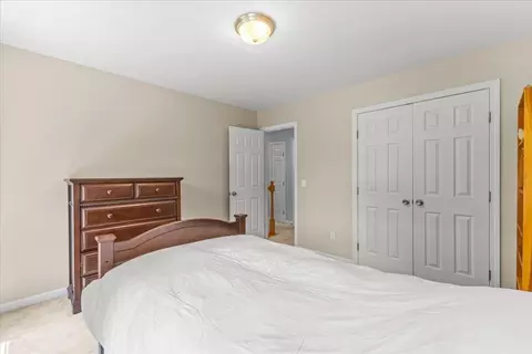 Bedroom - 56 Barrett Ln, Williston, VT 05495 photo 7 of 7