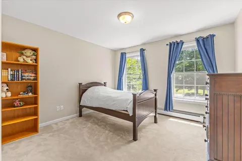 Bedroom - 56 Barrett Ln, Williston, VT 05495 photo 6 of 7