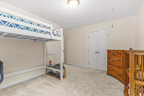 Bedroom - 56 Barrett Ln, Williston, VT 05495 photo 5 of 7