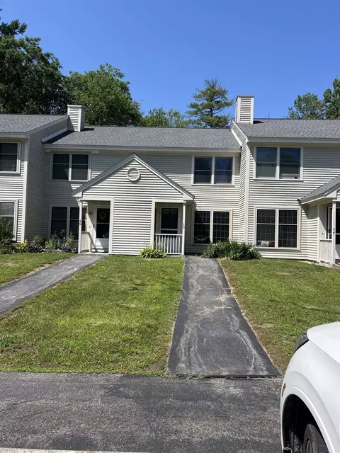45 Woodland Grn, Rochester, NH 03868