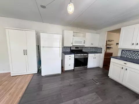 11 Willow St, Exeter, NH 03833 photo 8